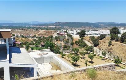 1000 m2  Seferihisar Ulamış'ta 2 adet Ayrık Nizam Villa İmarlı Arsa 