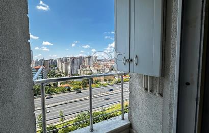 Ümraniye Çakmak Karaman Towers Sitesinde Satılık Daire