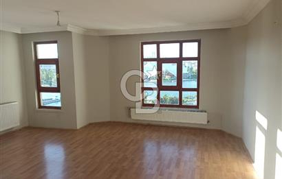 GÖL MANZARALI, BOŞ SİTE İÇERİSİNDE SATILIK 3+1 DAİRE