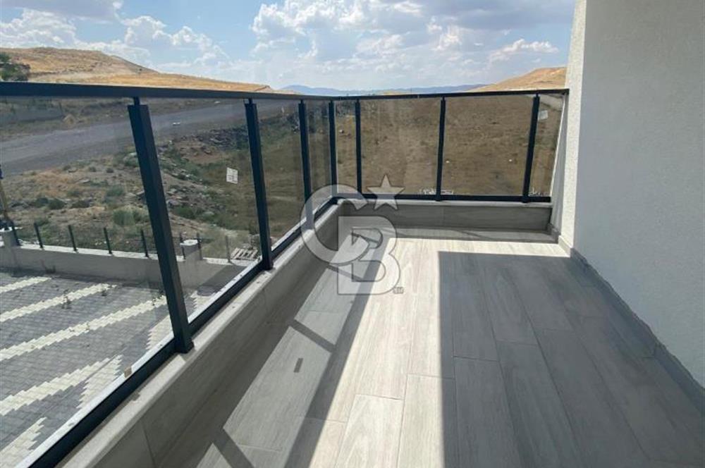 SARAYCIK'DA GENİŞ,ÖNÜ AÇIK LUX EBEVEYN BANYOLU 4+1 SATILIK DAİRE