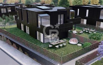 KARTEPE'DE EŞSİZ BİR YAŞAM DENEYİMİ SUNAN 330M2 4+2 TRİPLEKS + BAHÇELİ THEMA DERBENT VİLLARI