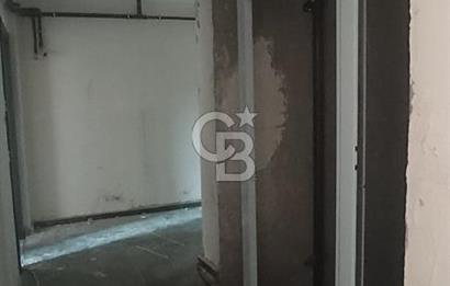 Başiskele Yeşilyurtda Havuzlu Güvenlikli Sitede 3+1 Arakat Daire