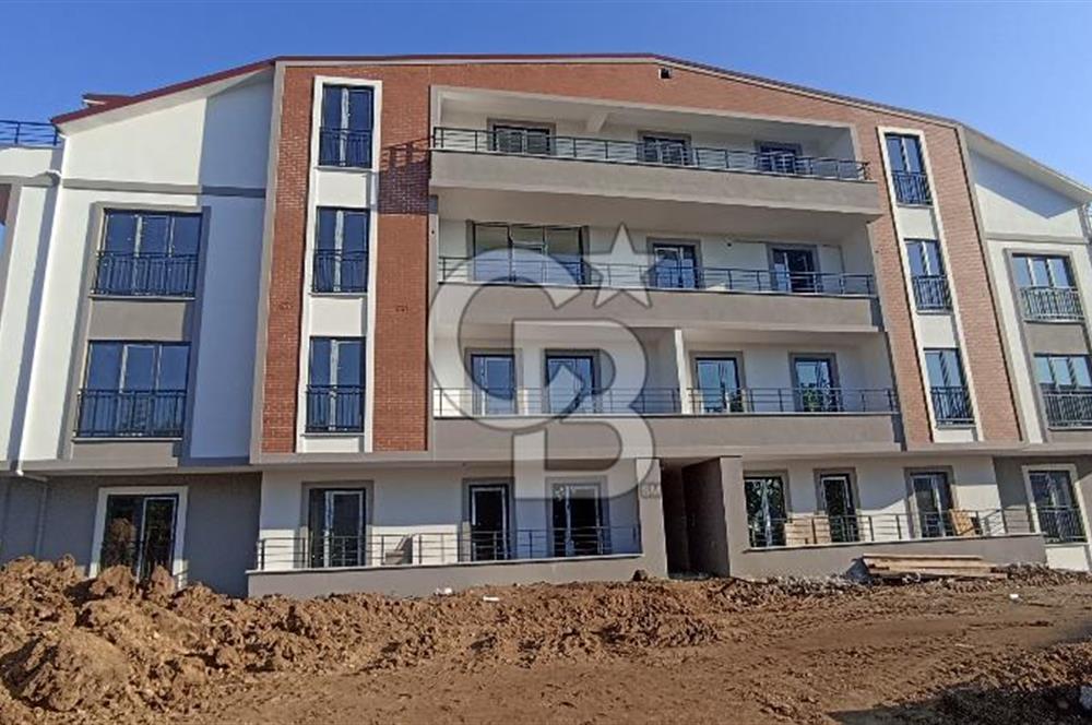 Başiskele Yeşilyurtda Havuzlu Güvenlikli Sitede 3+1 Arakat Daire