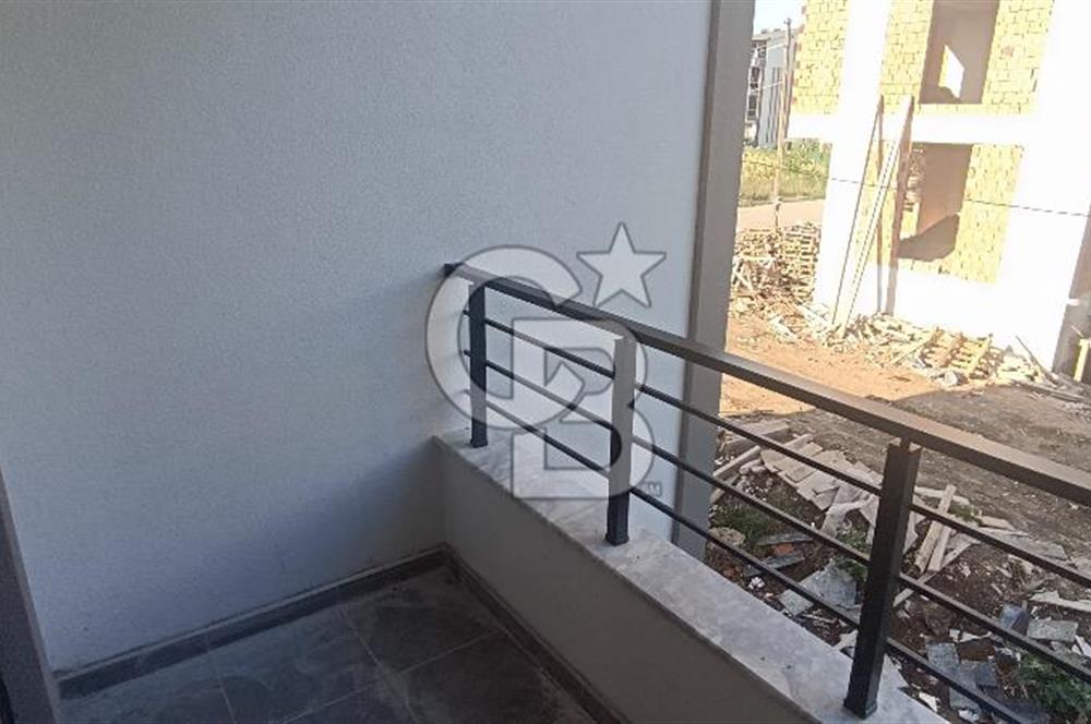 Başiskele Yeşilyurtda Havuzlu Güvenlikli Sitede 3+1 Arakat Daire