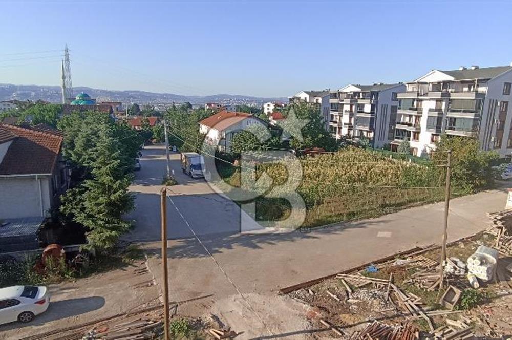 Başiskele Yeşilyurtda Havuzlu Güvenlikli Sitede 3+1 Arakat Daire