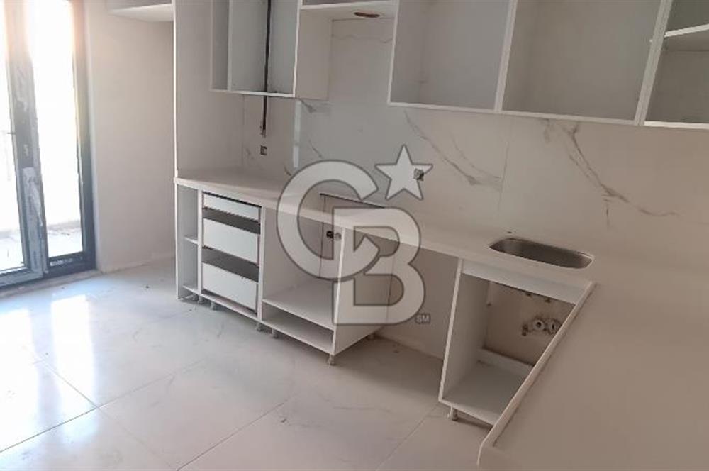 Başiskele Yeşilyurtda Havuzlu Güvenlikli Sitede 3+1 Arakat Daire