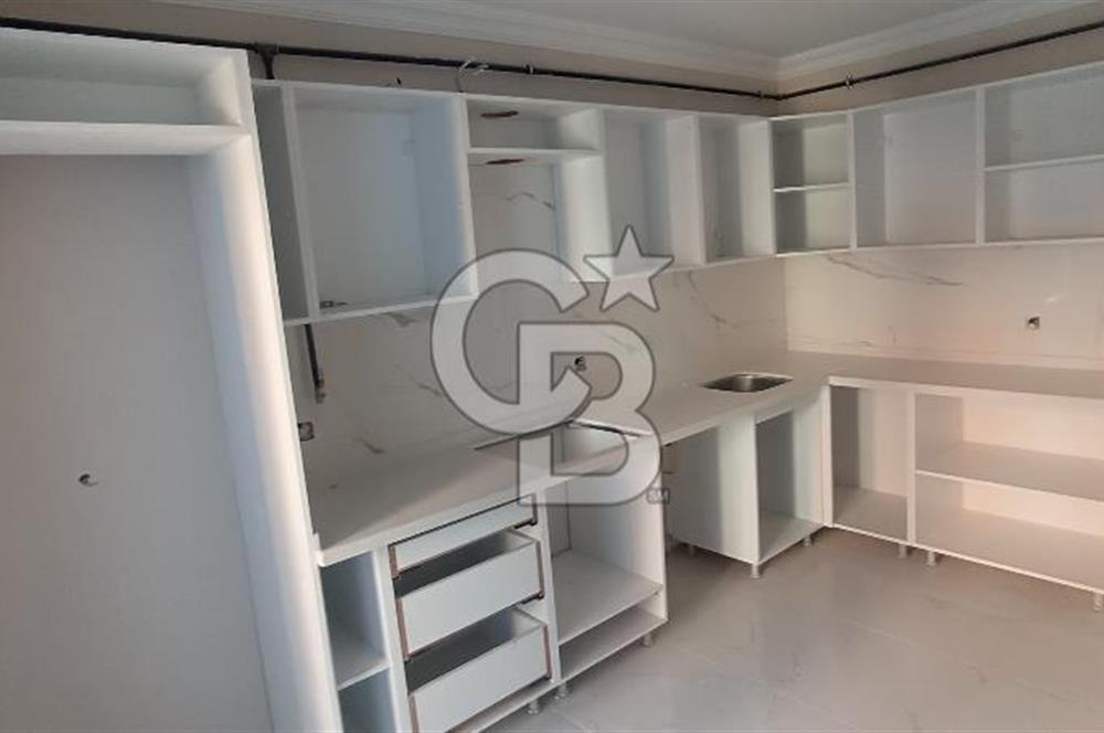 Başiskele Yeşilyurtda Havuzlu Güvenlikli Sitede 3+1 Arakat Daire