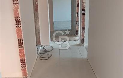 Başiskele Yeşilyurtda Havuzlu Güvenlikli Sitede 3+1 Arakat Daire