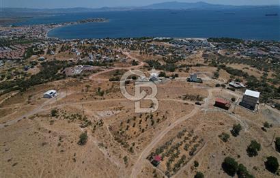 ÇANDARLI ÖZLEM SİTESİ'NDE HARİKA MANZARALI SATILIK ARSA