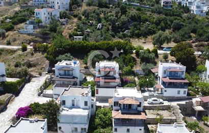 Boğaziçi Milas'ta Plajlı Sitede Satılık Villa