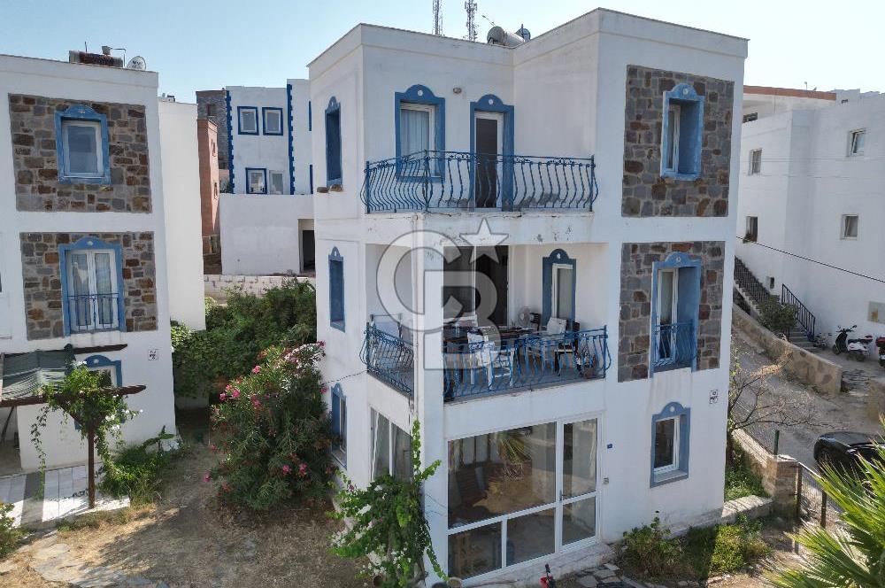 CB ADDRESS'ten BODRUM, GÜMÜŞLÜK'te SATILIK MANZARALI VİLLALAR