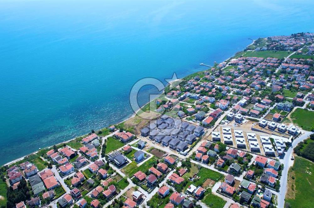 Silivri Selimpaşada Denize Sıfır Lüks 9+1 Villalar