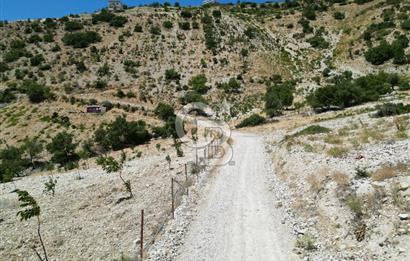 GERMENICIA'DAN ŞEHİR MERKEZİNE YAKIN HARİKA MANZARALI SATILIK BAĞ