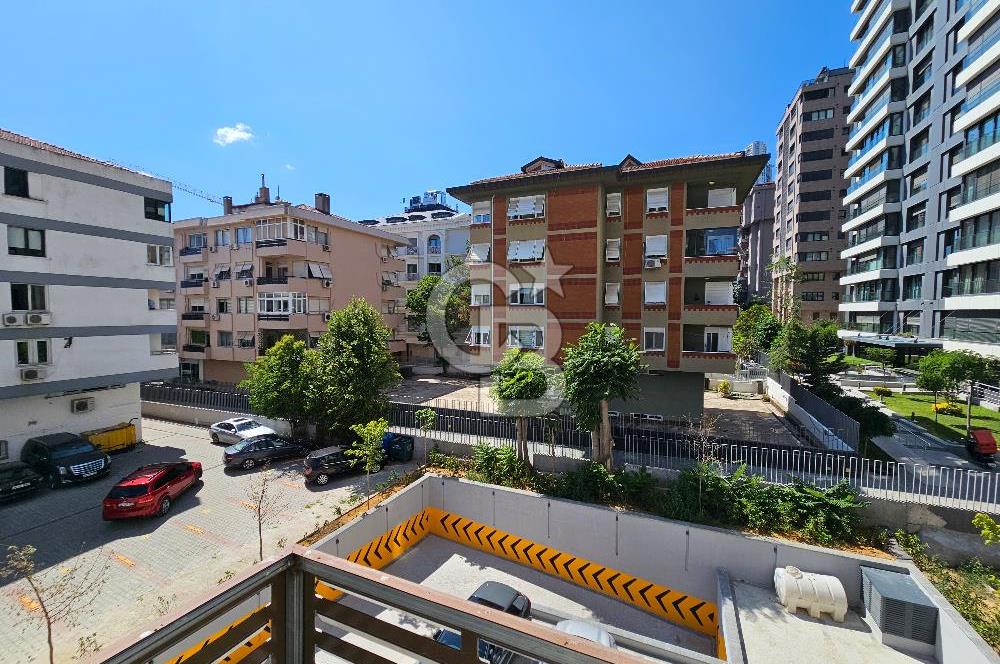 CADDEBOSTAN TANZİMAT SK CADDEYE 2.BİNA SIFIR 3+1  EBEVEYNLI 95 M2