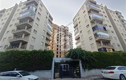 Bornova Evka 3 Site İçerisinde Satılık 3+1 Daire