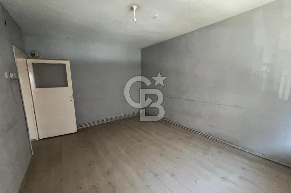 CB TOWER İZMİT MERKEZ KADIKÖY'DE SATILIK 2+1 ARA KAT DAİRE