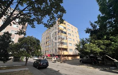 CB TOWER İZMİT KURUÇEŞME'DE DENİZ MANZARALI 3+1 SATILIK DAİRE