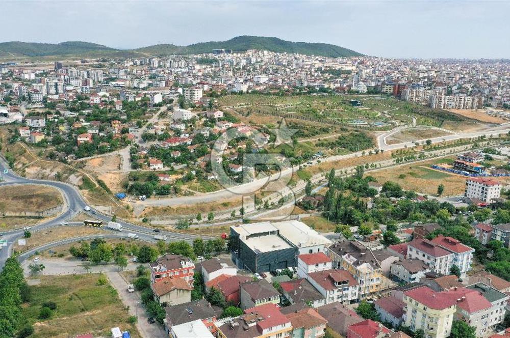 Giriş Tavan Yüksekliği 9,8 İkinci Giriş 8,8 Metre Komple Bina