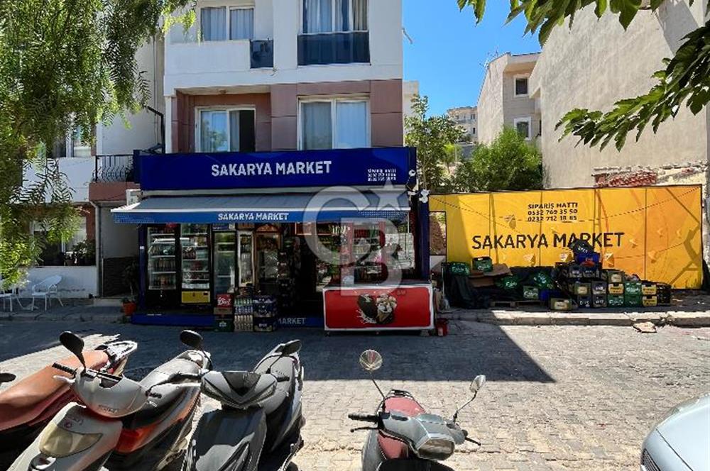 İzmir Çeşme 16 Eylül Cad. Satılık Dükkan 