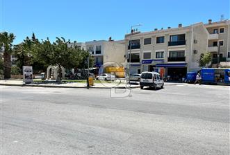 İzmir Çeşme 16 Eylül Cad. Satılık Dükkan 