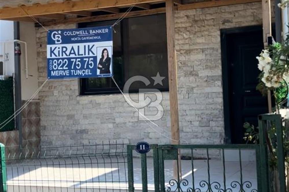 Yenifoça Fevzi Çakmak Mahallesinde Kiralık Dubleks Müstakil Ev