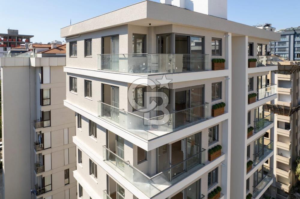 SUADİYEDE DENİZ MANZARALI BALKONLU SIFIR 2+1 120 M2