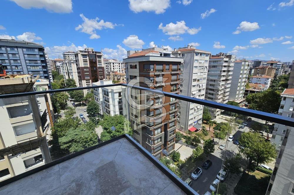 SUADİYEDE DENİZ MANZARALI BALKONLU SIFIR 2+1 120 M2