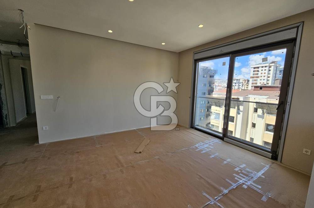 SUADİYEDE DENİZ MANZARALI BALKONLU SIFIR 2+1 120 M2