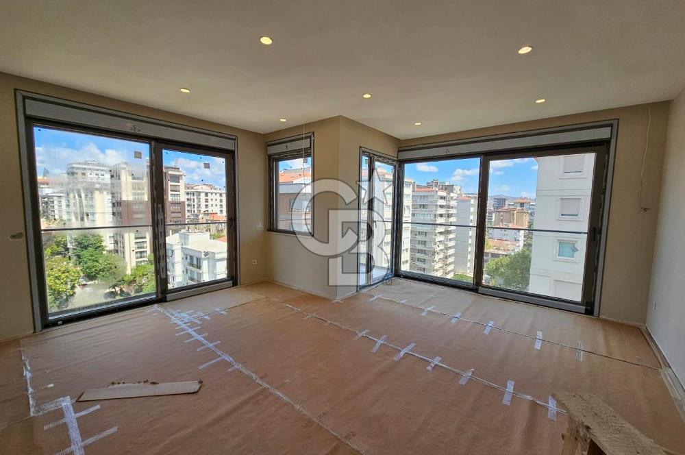 SUADİYEDE DENİZ MANZARALI BALKONLU SIFIR 2+1 120 M2