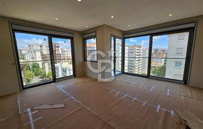 SUADİYEDE DENİZ MANZARALI BALKONLU SIFIR 2+1 120 M2