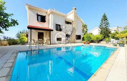 Girne Ozanköyde Özel Havuzlu Ensuite 3+2 Satılık Akdeniz Villası