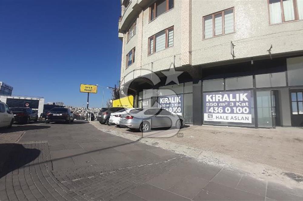 TURAN GÜNEŞ BULVARI 21 m CEPHELİ ÜÇ KATLI 550 m2 KİRALIK MAĞAZA