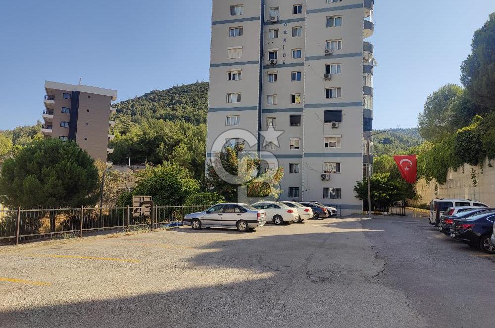 GAZİEMİR EVKA -7 DE SATILIK 3+1 BAKIMLI DAİRE 