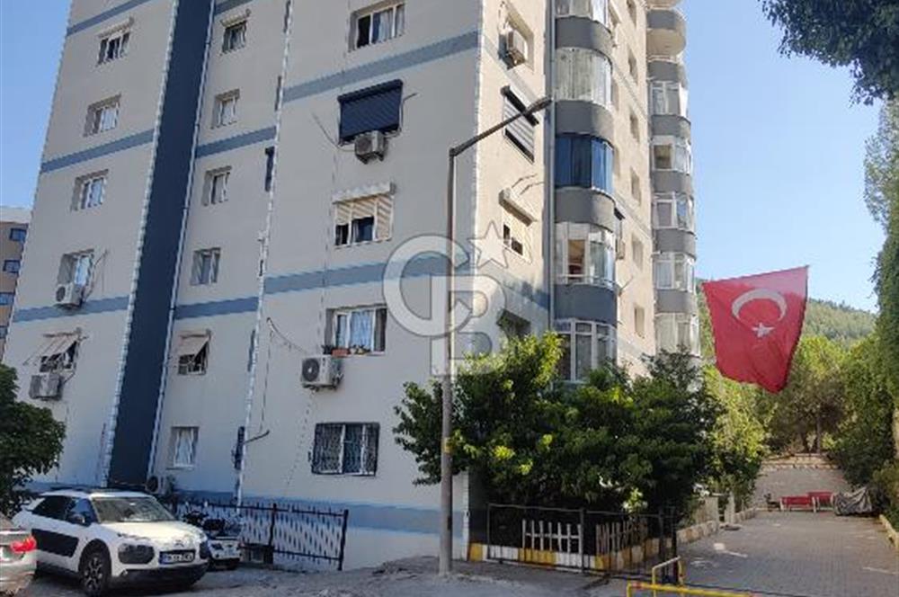 GAZİEMİR EVKA -7 DE SATILIK 3+1 BAKIMLI DAİRE 