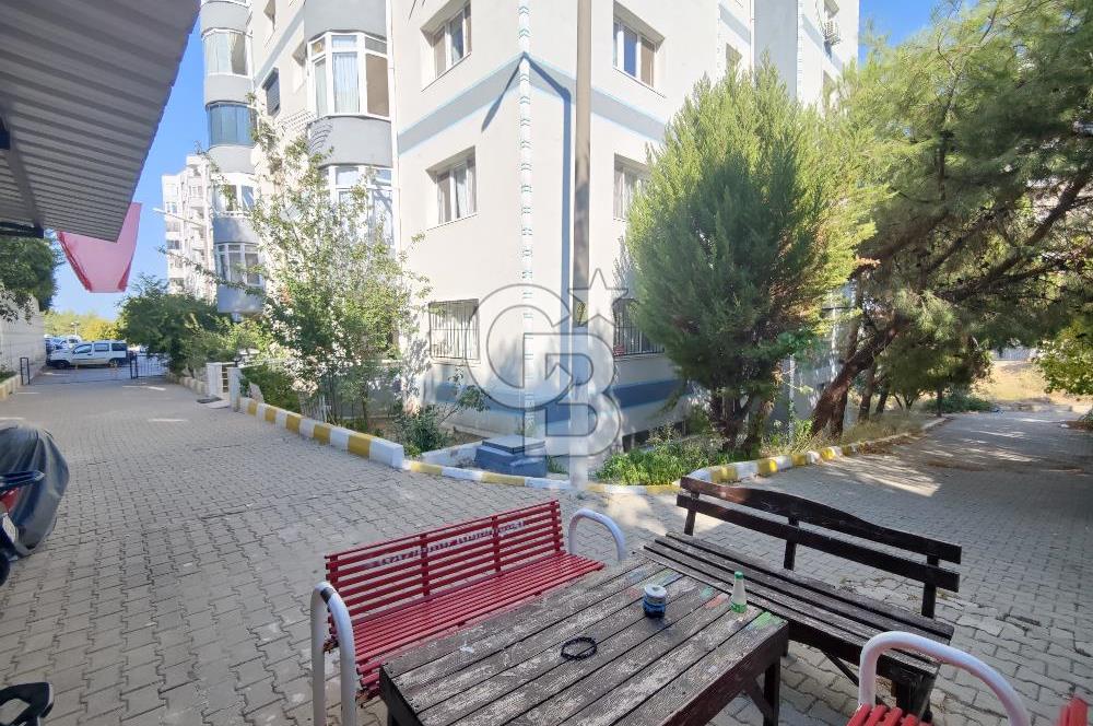 GAZİEMİR EVKA -7 DE SATILIK 3+1 BAKIMLI DAİRE 