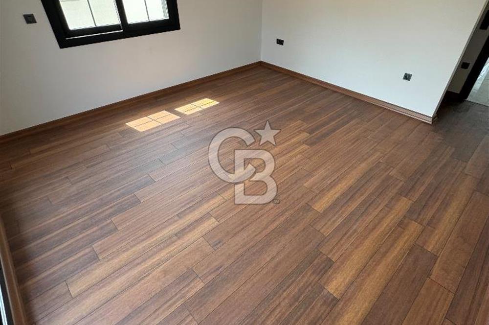 Urla'da 4+1 240 m2 Çelik Konstrüksiyon Loft Kiralık Sıfır Villa