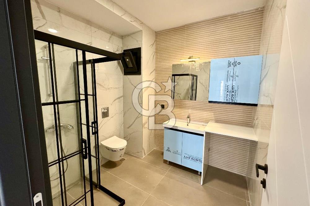 Urla'da 4+1 240 m2 Çelik Konstrüksiyon Loft Kiralık Sıfır Villa