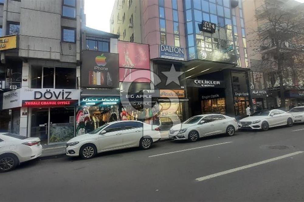 TUNALI HİLMİ CADDE ÇELİKLER İŞ MERK. GİRİŞ KAT 50 m2 DÜKKAN&MAĞA