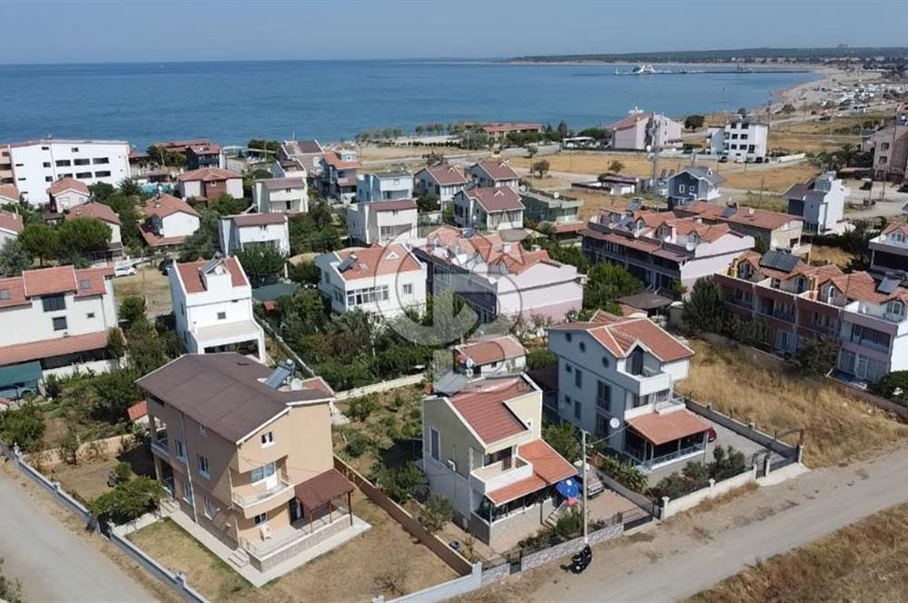 ÇANAKKALE GEYİKLİ CUMHURİYET MAH. OTELLER BÖLGESİ SATILIK VİLLA