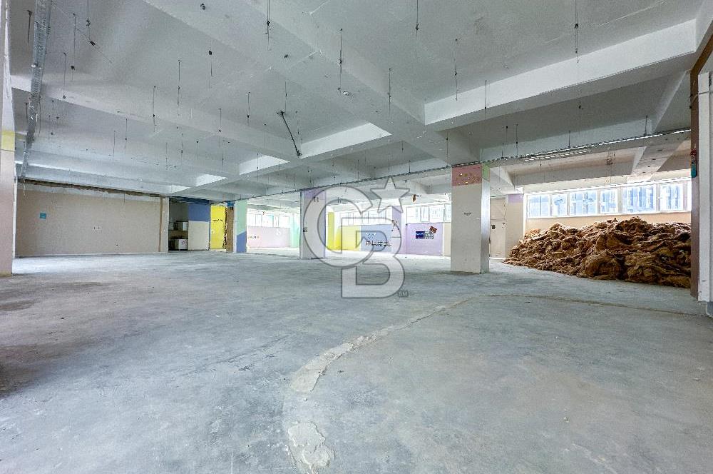 Esenyurt Zafer Mah. 4.255m² Müstakil Kiralık Fabrika