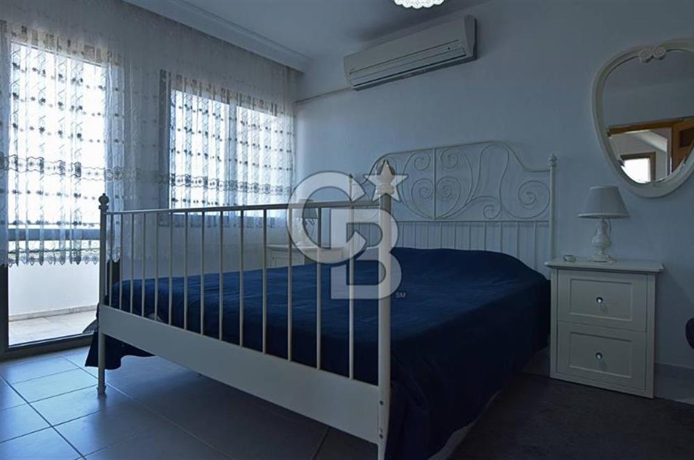 Gümüldür Gümüş Suyu Yakamoz Sitesi'nde Deniz ve Doğa Manzaralı 3+1 Satılık Villa!