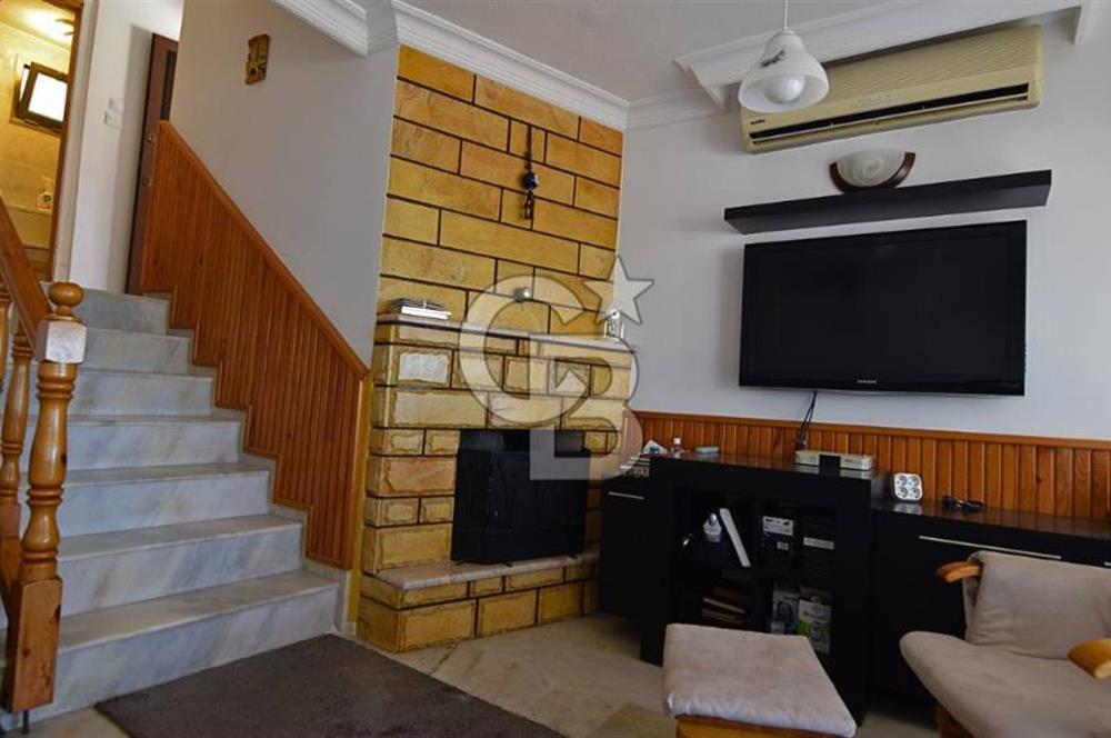 Gümüldür Gümüş Suyu Yakamoz Sitesi'nde Deniz ve Doğa Manzaralı 3+1 Satılık Villa!