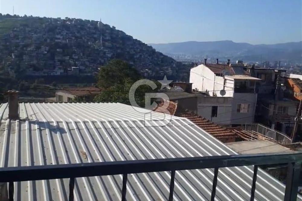 KONAK GÜRÇEŞME'DE EŞSİZ MANZARALI SATILIK DAİRE