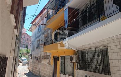 Ayvalık Fethiyede 4 Katlı Müstakil Bina