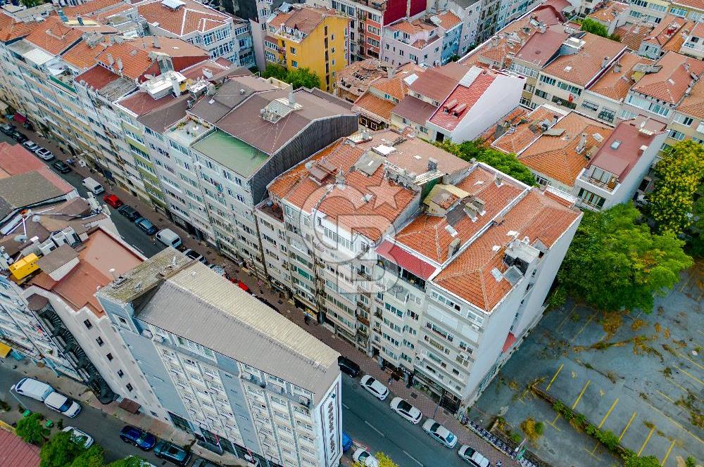 Şişli Abidei Hürriyet Caddesi Üzerinde Satılık 3+1 190m2 Daire