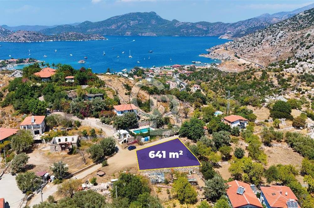 Marmaris Selimiye’de 641 m2 Yola Cepheli  Satılık Tarla