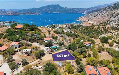 Marmaris Selimiye’de 641 m2 Yola Cepheli  Satılık Tarla