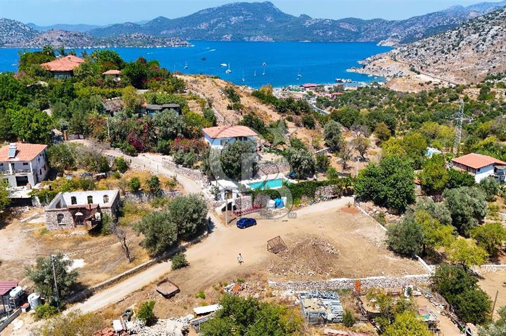 Marmaris Selimiye’de 641 m2 Yola Cepheli  Satılık Tarla