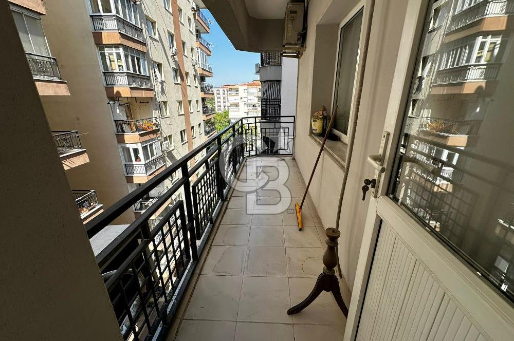 Bornova Manavkuyuda Eşyalı Kiralık 3+1 Daire