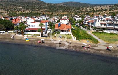 URLA GÜLBAHÇE'DE DENİZE SIFIR HAYALLERİN EVİ